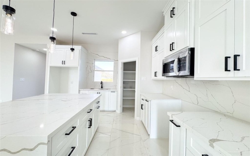 5008 Duke Avenue, McAllen, TX 78504, 3 Habitaciones Habitaciones , ,2 BañosBaños,Residential,En Venta,5008 Duke Avenue,461338