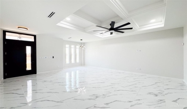 8039 N 48th Lane, McAllen, TX 78504, 3 Bedrooms Bedrooms, ,2 BathroomsBathrooms,Residential,For Sale,8039 N 48th Lane,461373