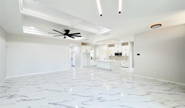 8039 N 48th Lane, McAllen, TX 78504, 3 Bedrooms Bedrooms, ,2 BathroomsBathrooms,Residential,For Sale,8039 N 48th Lane,461373