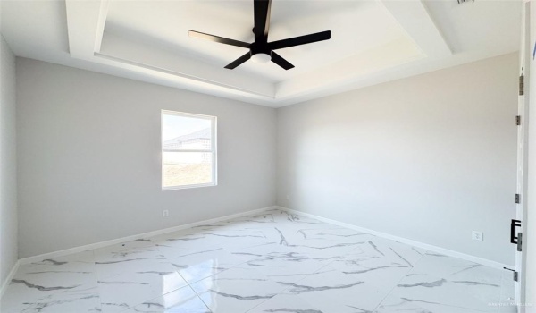8039 N 48th Lane, McAllen, TX 78504, 3 Bedrooms Bedrooms, ,2 BathroomsBathrooms,Residential,For Sale,8039 N 48th Lane,461373