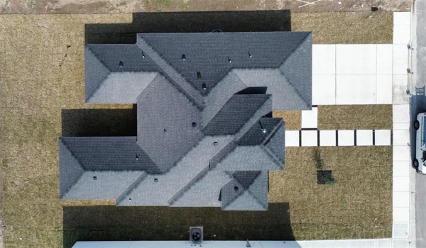 8039 N 48th Lane, McAllen, TX 78504, 3 Bedrooms Bedrooms, ,2 BathroomsBathrooms,Residential,For Sale,8039 N 48th Lane,461373