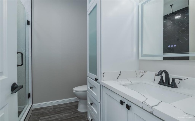 2312 N Piedra Avenue, Edinburg, TX 78542, 3 Bedrooms Bedrooms, ,2 BathroomsBathrooms,Residential,For Sale,2312 N Piedra Avenue,461380