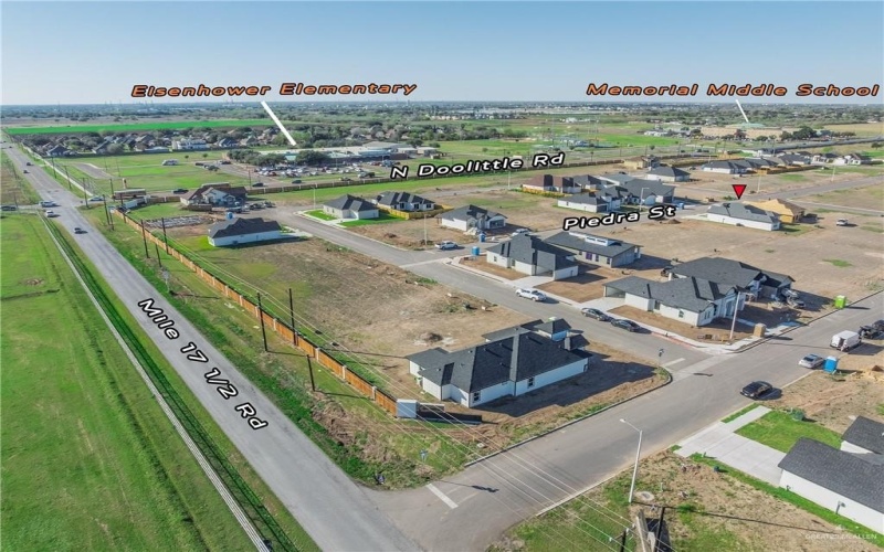 2312 N Piedra Avenue, Edinburg, TX 78542, 3 Bedrooms Bedrooms, ,2 BathroomsBathrooms,Residential,For Sale,2312 N Piedra Avenue,461380