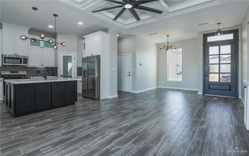 2312 N Piedra Avenue, Edinburg, TX 78542, 3 Bedrooms Bedrooms, ,2 BathroomsBathrooms,Residential,For Sale,2312 N Piedra Avenue,461380