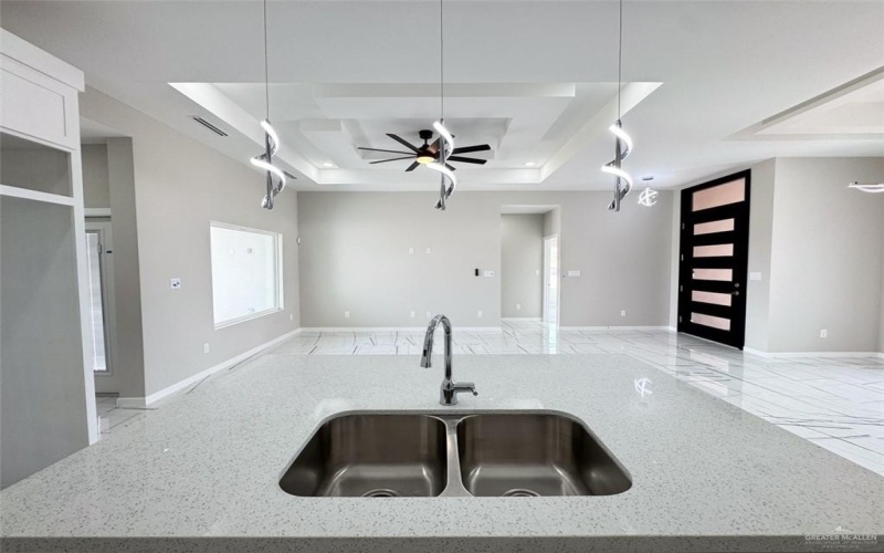8100 50th Street, McAllen, TX 78504, 3 Habitaciones Habitaciones , ,2 BañosBaños,Residential,En Venta,8100 50th Street,461398
