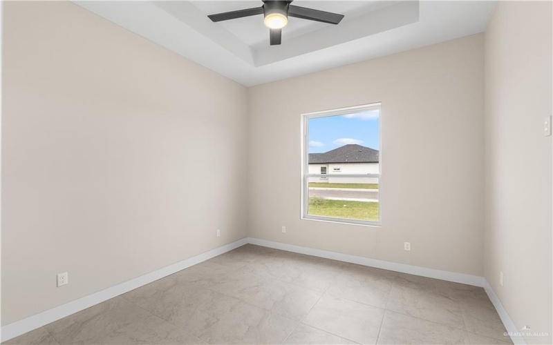 5308 N 42nd Street, McAllen, TX 78504, 3 Habitaciones Habitaciones , ,2 BañosBaños,Residential,En Venta,5308 N 42nd Street,461409
