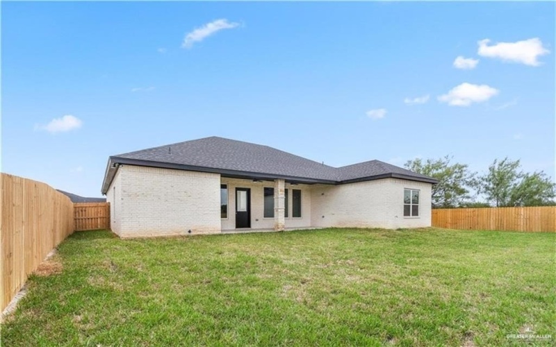 5308 N 42nd Street, McAllen, TX 78504, 3 Habitaciones Habitaciones , ,2 BañosBaños,Residential,En Venta,5308 N 42nd Street,461409