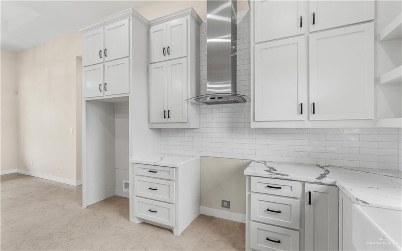5308 N 42nd Street, McAllen, TX 78504, 3 Habitaciones Habitaciones , ,2 BañosBaños,Residential,En Venta,5308 N 42nd Street,461409