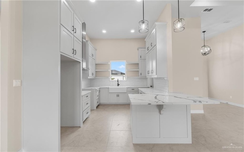 5308 N 42nd Street, McAllen, TX 78504, 3 Habitaciones Habitaciones , ,2 BañosBaños,Residential,En Venta,5308 N 42nd Street,461409