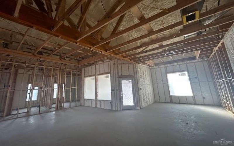 8015 N 48th Lane, McAllen, TX 78504, 4 Habitaciones Habitaciones , ,3 BañosBaños,Residential,En Venta,8015 N 48th Lane,461570