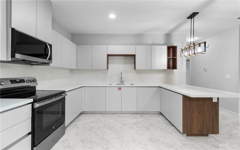 903 W 8th Street #1, Mission, TX 78572, 2 Habitaciones Habitaciones , ,2 BañosBaños,Residential Lease,En Alquiler,903 W 8th Street,461596