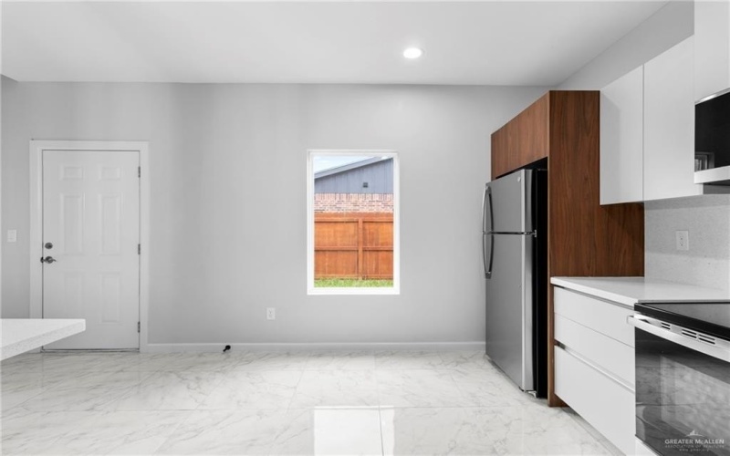 903 W 8th Street #1, Mission, TX 78572, 2 Habitaciones Habitaciones , ,2 BañosBaños,Residential Lease,En Alquiler,903 W 8th Street,461596