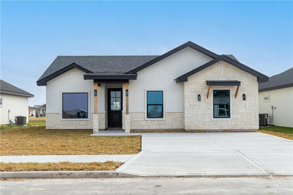 2004 Lime Street, San Juan, TX 78589, 3 Bedrooms Bedrooms, ,2 BathroomsBathrooms,Residential,For Sale,2004 Lime Street,461715