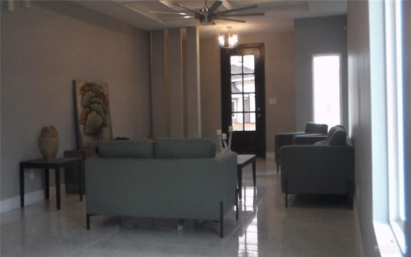 3200 S Auburndale Avenue, Edinburg, TX 78542, 3 Bedrooms Bedrooms, ,2 BathroomsBathrooms,Residential,For Sale,3200 S Auburndale Avenue,461749