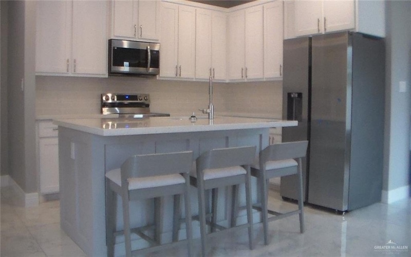 3200 S Auburndale Avenue, Edinburg, TX 78542, 3 Bedrooms Bedrooms, ,2 BathroomsBathrooms,Residential,For Sale,3200 S Auburndale Avenue,461749