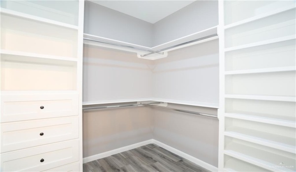1013 Magnolia Street, Mission, TX 78573, 3 Bedrooms Bedrooms, ,2 BathroomsBathrooms,Residential,For Sale,1013 Magnolia Street,461958