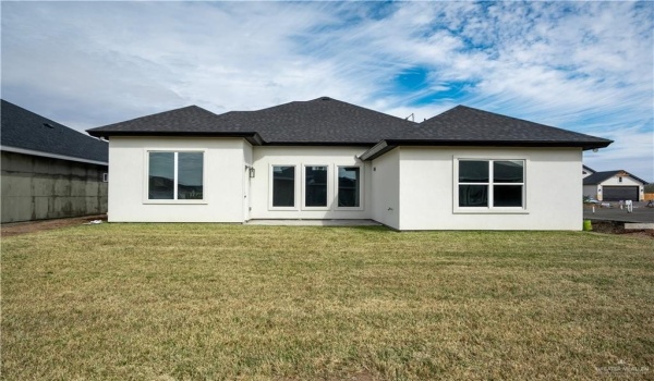 1013 Magnolia Street, Mission, TX 78573, 3 Bedrooms Bedrooms, ,2 BathroomsBathrooms,Residential,For Sale,1013 Magnolia Street,461958
