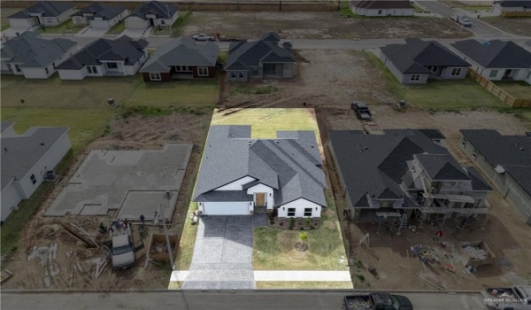1013 Magnolia Street, Mission, TX 78573, 3 Bedrooms Bedrooms, ,2 BathroomsBathrooms,Residential,For Sale,1013 Magnolia Street,461958