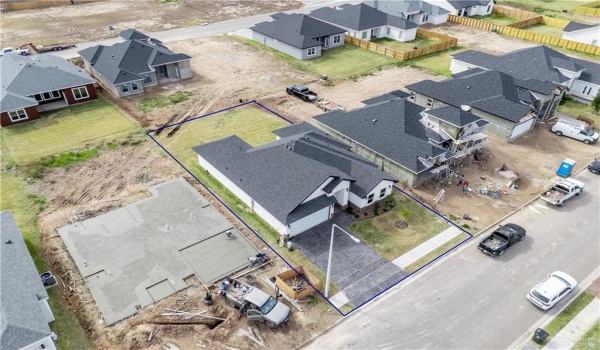 1013 Magnolia Street, Mission, TX 78573, 3 Bedrooms Bedrooms, ,2 BathroomsBathrooms,Residential,For Sale,1013 Magnolia Street,461958