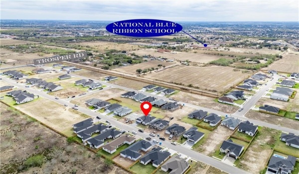 1013 Magnolia Street, Mission, TX 78573, 3 Bedrooms Bedrooms, ,2 BathroomsBathrooms,Residential,For Sale,1013 Magnolia Street,461958