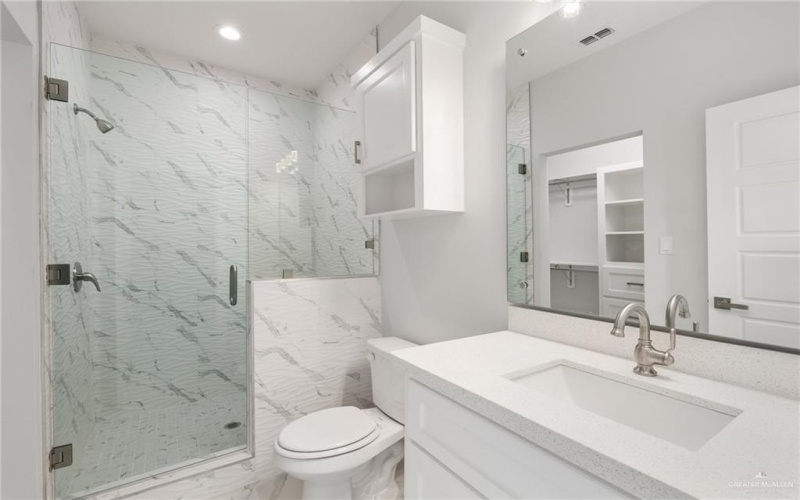 902 W 8th Street, Mission, TX 78572, ,Residential Multi Family,En Venta,902 W 8th Street,451831