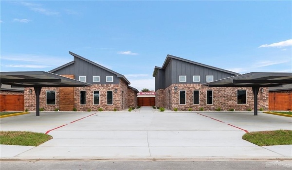 902 W 8th Street, Mission, TX 78572, ,Residential Multi Family,For Sale,902 W 8th Street,451831