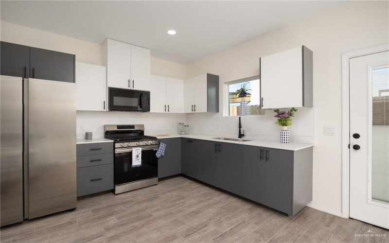 1605 Karen Drive #A1, Alton, TX 78573, 2 Habitaciones Habitaciones , ,2 BañosBaños,Residential,En Venta,1605 Karen Drive,452338