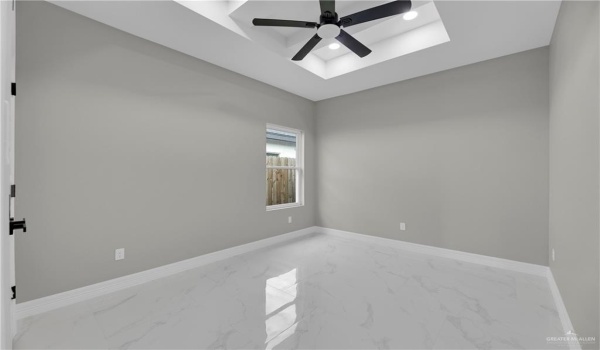 3104 N Alyna Avenue, Edinburg, TX 78541, 4 Bedrooms Bedrooms, ,2 BathroomsBathrooms,Residential,For Sale,3104 N Alyna Avenue,452354