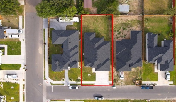 3104 N Alyna Avenue, Edinburg, TX 78541, 4 Bedrooms Bedrooms, ,2 BathroomsBathrooms,Residential,For Sale,3104 N Alyna Avenue,452354