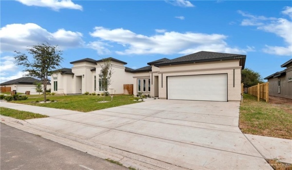 3104 N Alyna Avenue, Edinburg, TX 78541, 4 Bedrooms Bedrooms, ,2 BathroomsBathrooms,Residential,For Sale,3104 N Alyna Avenue,452354