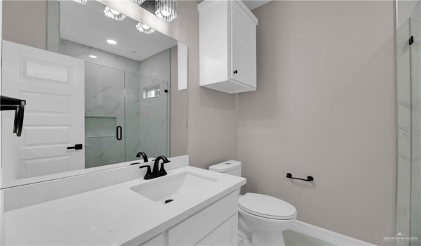 3104 N Alyna Avenue, Edinburg, TX 78541, 4 Bedrooms Bedrooms, ,2 BathroomsBathrooms,Residential,For Sale,3104 N Alyna Avenue,452354