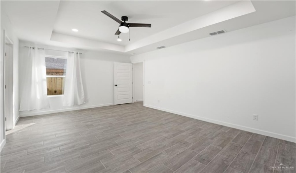 1205 S 19 1/2 Street, McAllen, TX 78501, 2 Bedrooms Bedrooms, ,2 BathroomsBathrooms,Residential,For Sale,1205 S 19 1/2 Street,452770