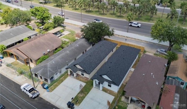 1205 S 19 1/2 Street, McAllen, TX 78501, 2 Bedrooms Bedrooms, ,2 BathroomsBathrooms,Residential,For Sale,1205 S 19 1/2 Street,452770