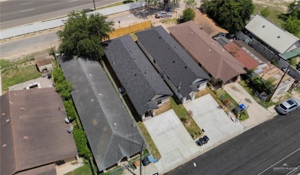 1205 S 19 1/2 Street, McAllen, TX 78501, 2 Bedrooms Bedrooms, ,2 BathroomsBathrooms,Residential,For Sale,1205 S 19 1/2 Street,452770