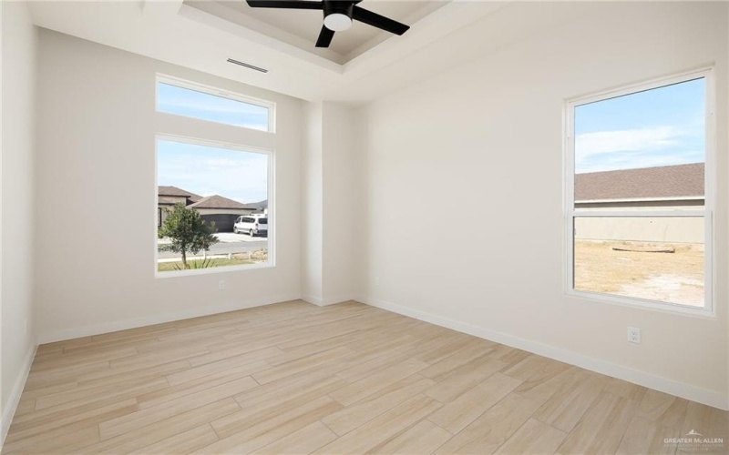 1912 Diplomat Drive, Edinburg, TX 78542, 3 Bedrooms Bedrooms, ,2 BathroomsBathrooms,Residential,For Sale,1912 Diplomat Drive,456536