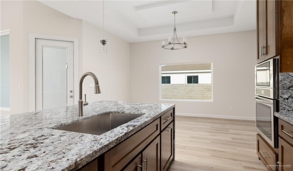 820 N Brushfield Avenue, Edinburg, TX 78541, 3 Bedrooms Bedrooms, ,2 BathroomsBathrooms,Residential,For Sale,820 N Brushfield Avenue,453088