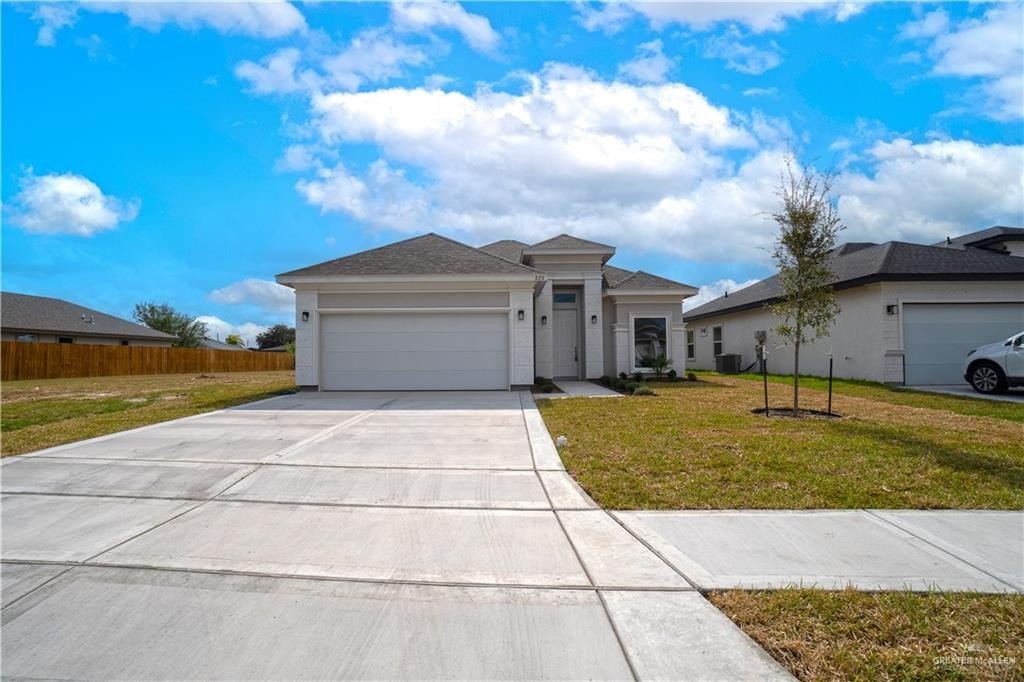820 W Sycamore Avenue, Mission, TX 78573, 3 Habitaciones Habitaciones , ,2 BañosBaños,Residential,En Venta,820 W Sycamore Avenue,453766