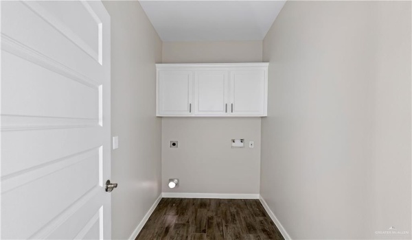 820 W Sycamore Avenue, Mission, TX 78573, 3 Habitaciones Habitaciones , ,2 BañosBaños,Residential,En Venta,820 W Sycamore Avenue,453766