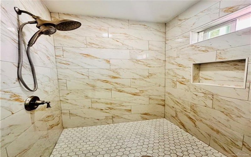 100 Palm Drive, La Joya, TX 78560, 4 Bedrooms Bedrooms, ,2 BathroomsBathrooms,Residential,For Sale,100 Palm Drive,453990