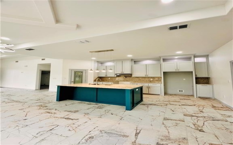 100 Palm Drive, La Joya, TX 78560, 4 Bedrooms Bedrooms, ,2 BathroomsBathrooms,Residential,For Sale,100 Palm Drive,453990