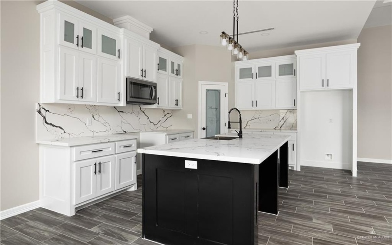 4911 Aguajito Street, Edinburg, TX 78542, 3 Bedrooms Bedrooms, ,2 BathroomsBathrooms,Residential,For Sale,4911 Aguajito Street,455711