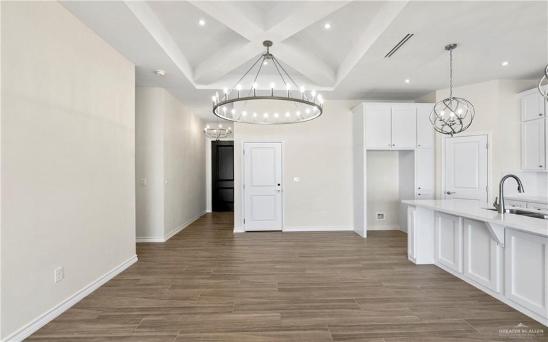 3119 E La Cienega Street, Edinburg, TX 78542, 4 Bedrooms Bedrooms, ,2 BathroomsBathrooms,Residential,For Sale,3119 E La Cienega Street,455936