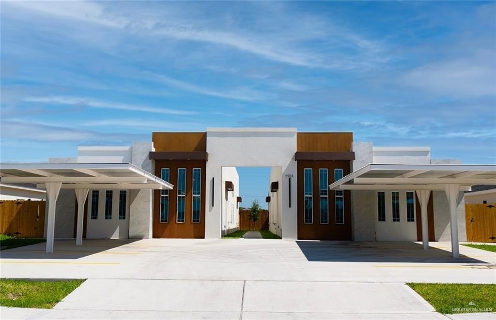 5804 Providence Avenue #B, McAllen, TX 78504, 2 Bedrooms Bedrooms, ,2 BathroomsBathrooms,Residential,For Sale,5804 Providence Avenue,456011