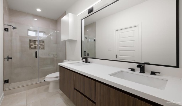 5812 Providence Avenue #A1, McAllen, TX 78504, 2 Bedrooms Bedrooms, ,2 BathroomsBathrooms,Residential,For Sale,5812 Providence Avenue,456011