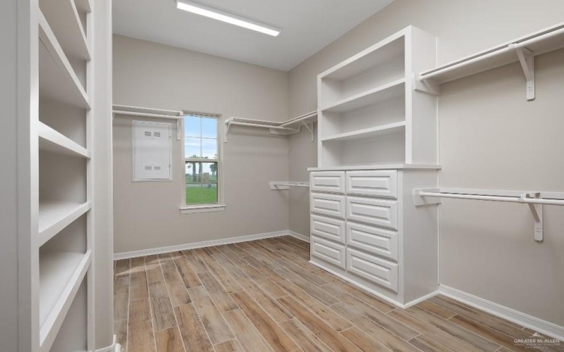 14816 Aqualina Way, McAllen, TX 78504, 5 Bedrooms Bedrooms, ,6 BathroomsBathrooms,Residential,For Sale,14816 Aqualina Way,456055