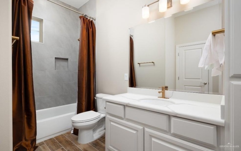 14816 Aqualina Way, McAllen, TX 78504, 5 Bedrooms Bedrooms, ,6 BathroomsBathrooms,Residential,For Sale,14816 Aqualina Way,456055