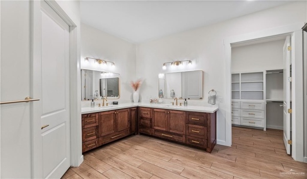 4519 W Fir Street, Edinburg, TX 78541, 3 Bedrooms Bedrooms, ,2 BathroomsBathrooms,Residential,For Sale,4519 W Fir Street,456060