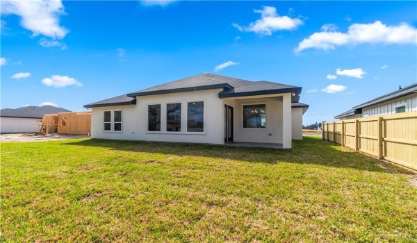 4519 W Fir Street, Edinburg, TX 78541, 3 Bedrooms Bedrooms, ,2 BathroomsBathrooms,Residential,For Sale,4519 W Fir Street,456060