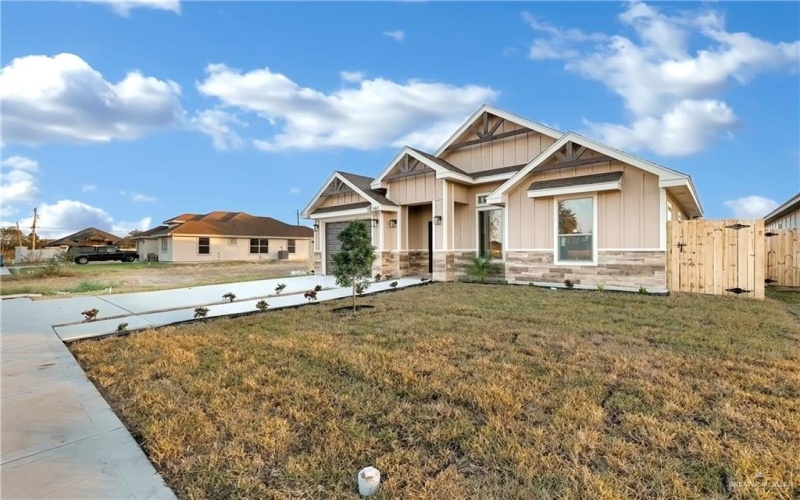 507 Tower Oak Drive, Alamo, TX 78516, 3 Bedrooms Bedrooms, ,2 BathroomsBathrooms,Residential,For Sale,507 Tower Oak Drive,456090