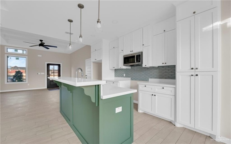 507 Tower Oak Drive, Alamo, TX 78516, 3 Bedrooms Bedrooms, ,2 BathroomsBathrooms,Residential,For Sale,507 Tower Oak Drive,456090